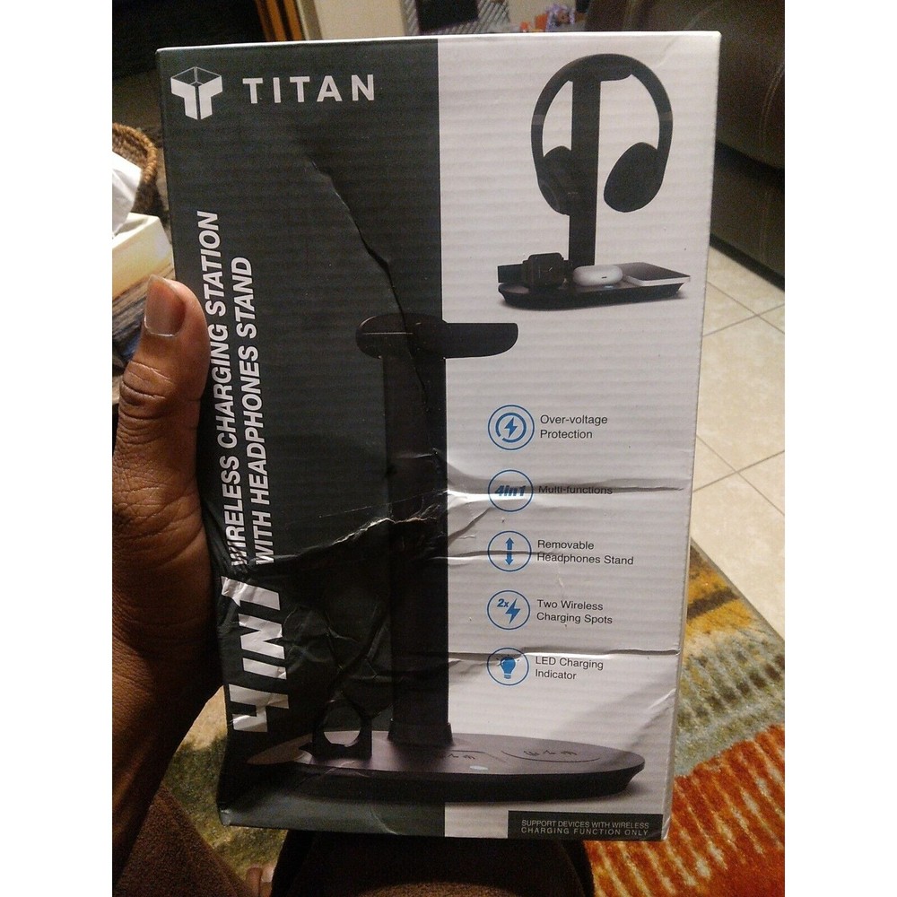 Titan Wireless Charging Station with Headphone Stand